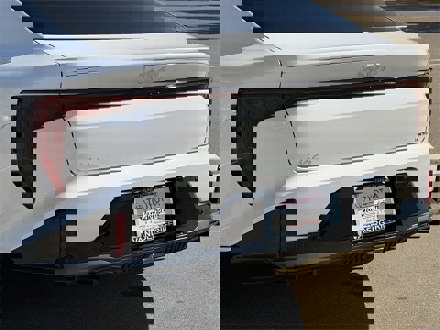 Used 2025 Kia K4 GT-Line image 6