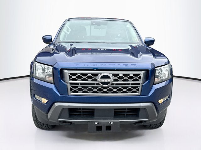 Used 2022 Nissan Frontier SV AWD/4WD image 2