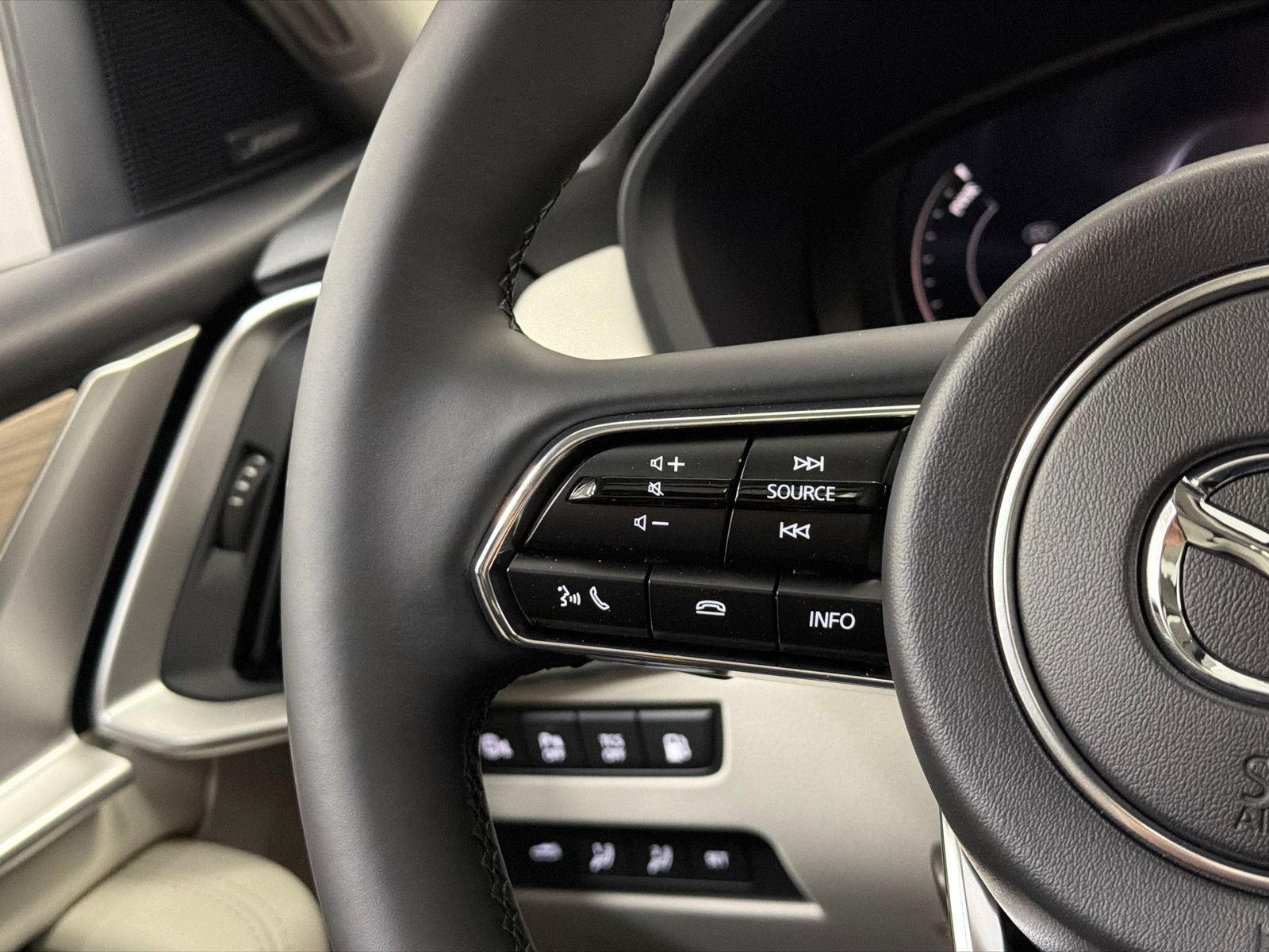 New 2026 MAZDA CX-90 Plug-In Hybrid w/ Premium Plus AWD/4WD image 25