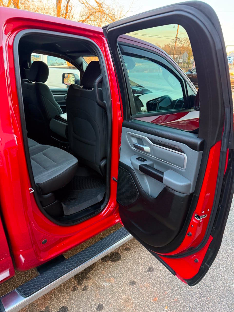Used 2021 RAM 1500 Big Horn RWD image 19