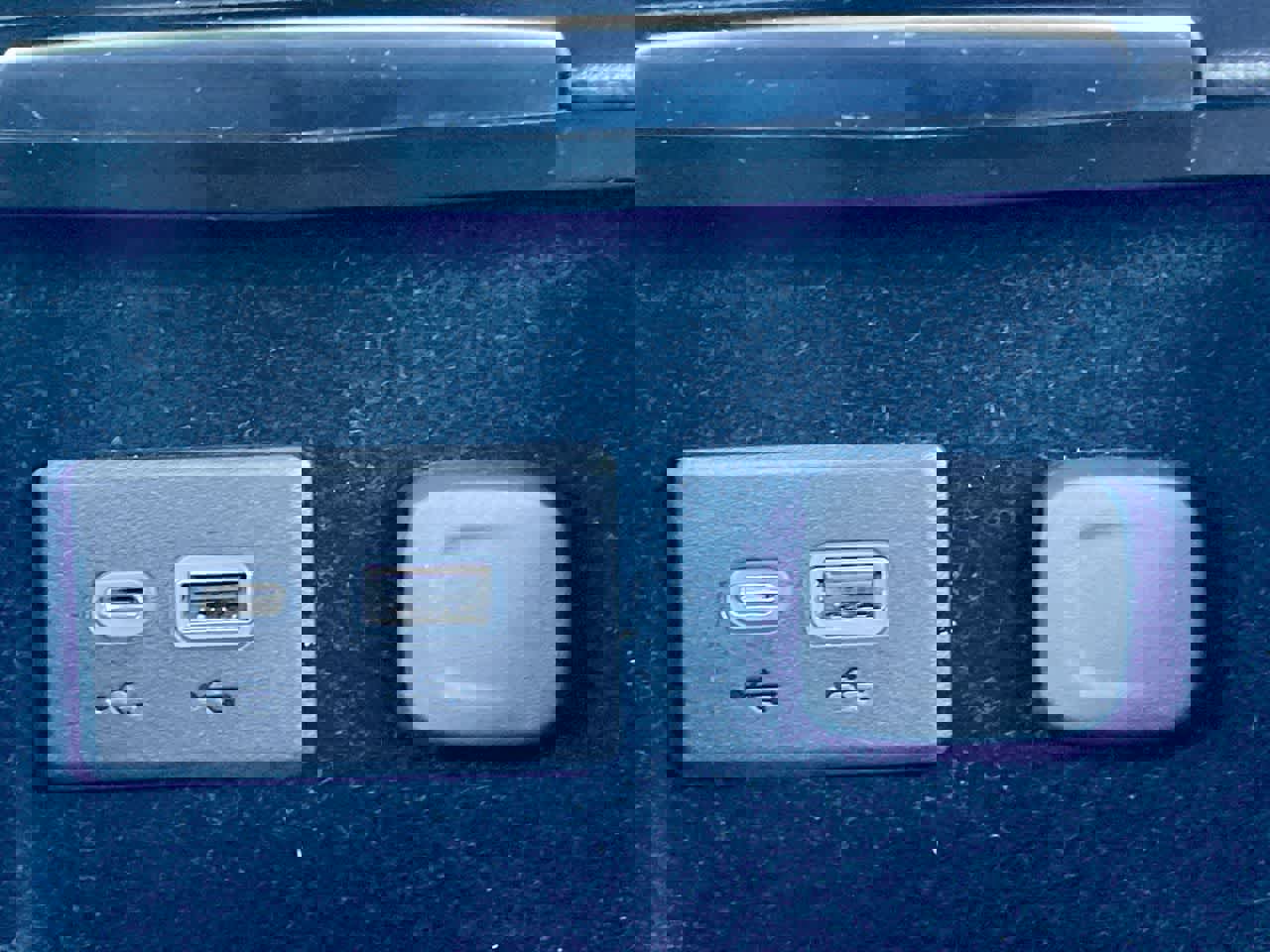 Certified 2023 Cadillac XT4 Premium Luxury w/ Cold Weather Package image 27