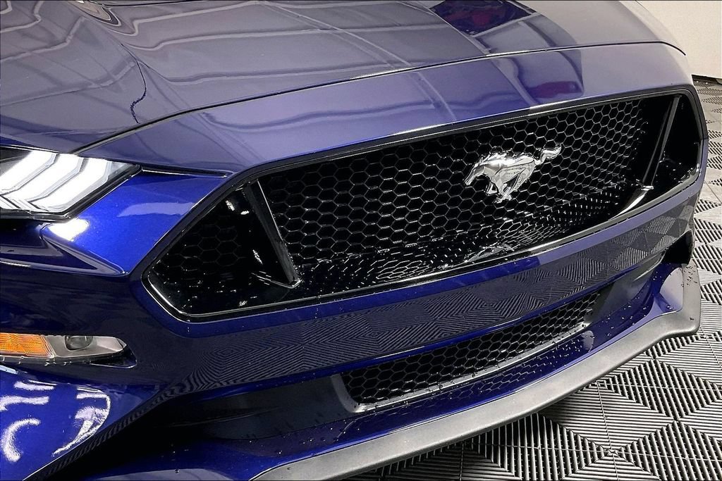 Used 2019 Ford Mustang GT Premium w/ Equipment Group 401A RWD image 34