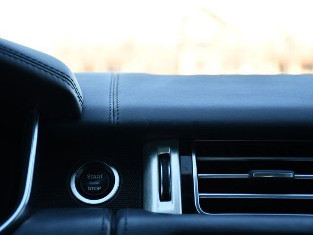 Used 2014 Land Rover Range Rover Long Wheelbase Autobiography image 13