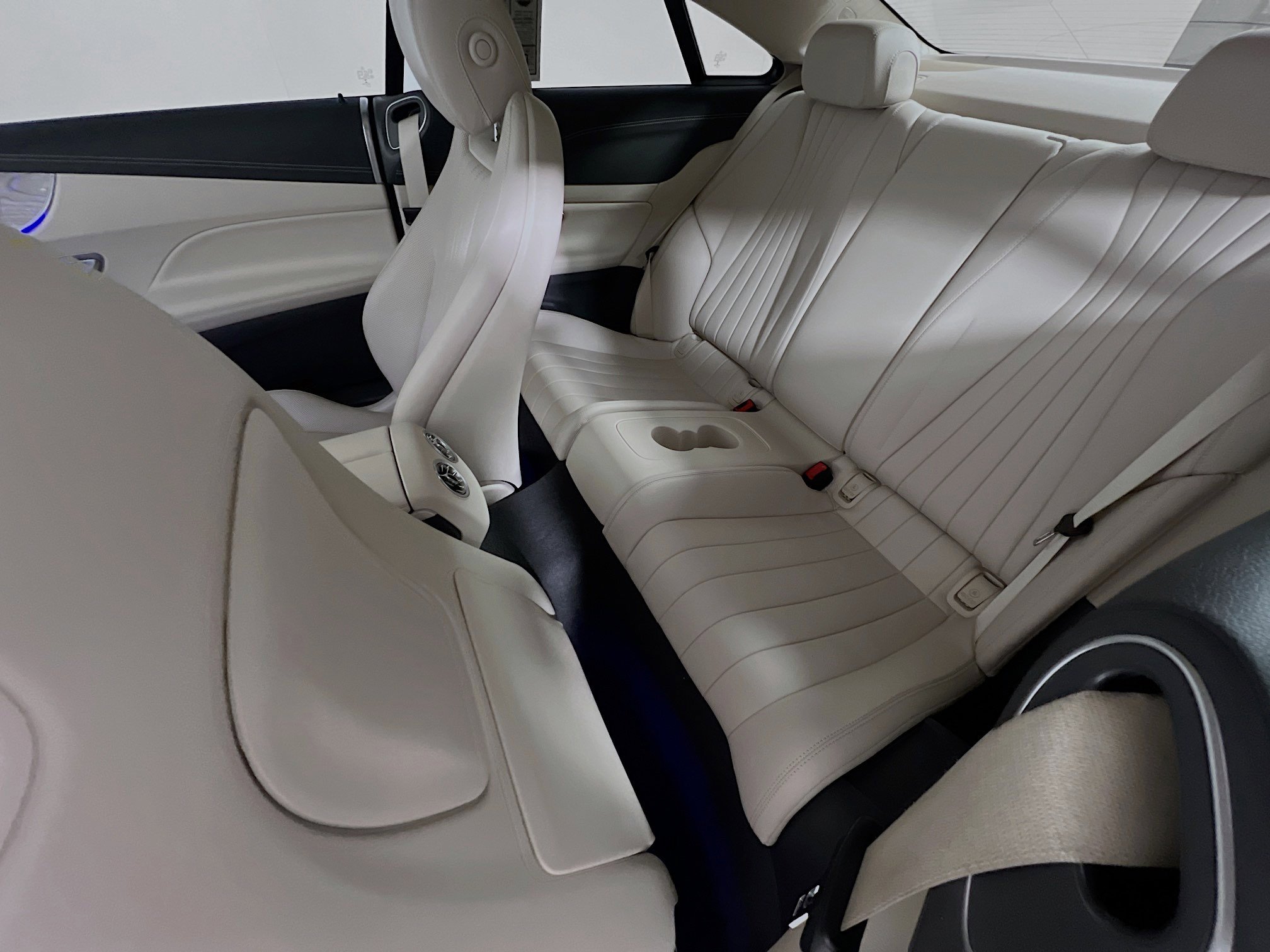 Used 2022 Mercedes-Benz E 450 Coupe image 29