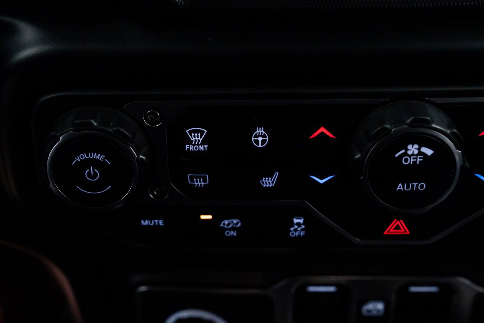 Used 2022 Jeep Wrangler Unlimited Rubicon w/ Trailer Tow Package image 11