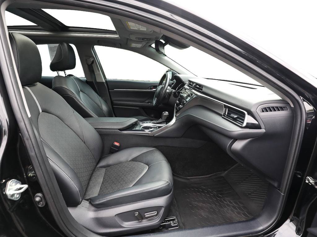 Used 2020 Toyota Camry XSE AWD/4WD image 22