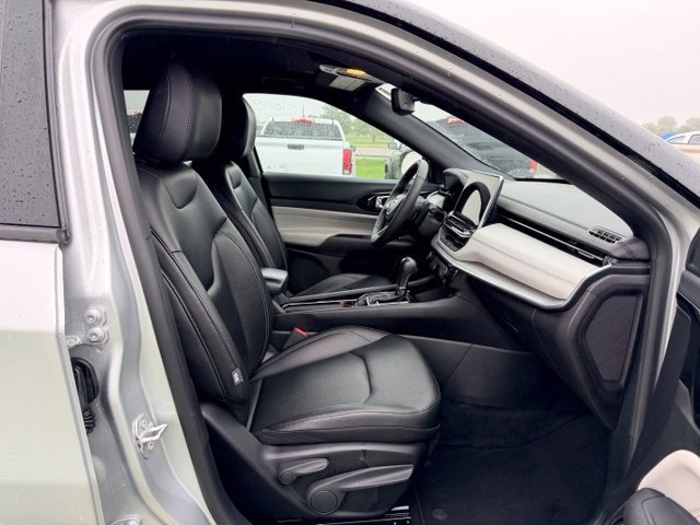 Used 2025 Jeep Compass Limited AWD/4WD image 9