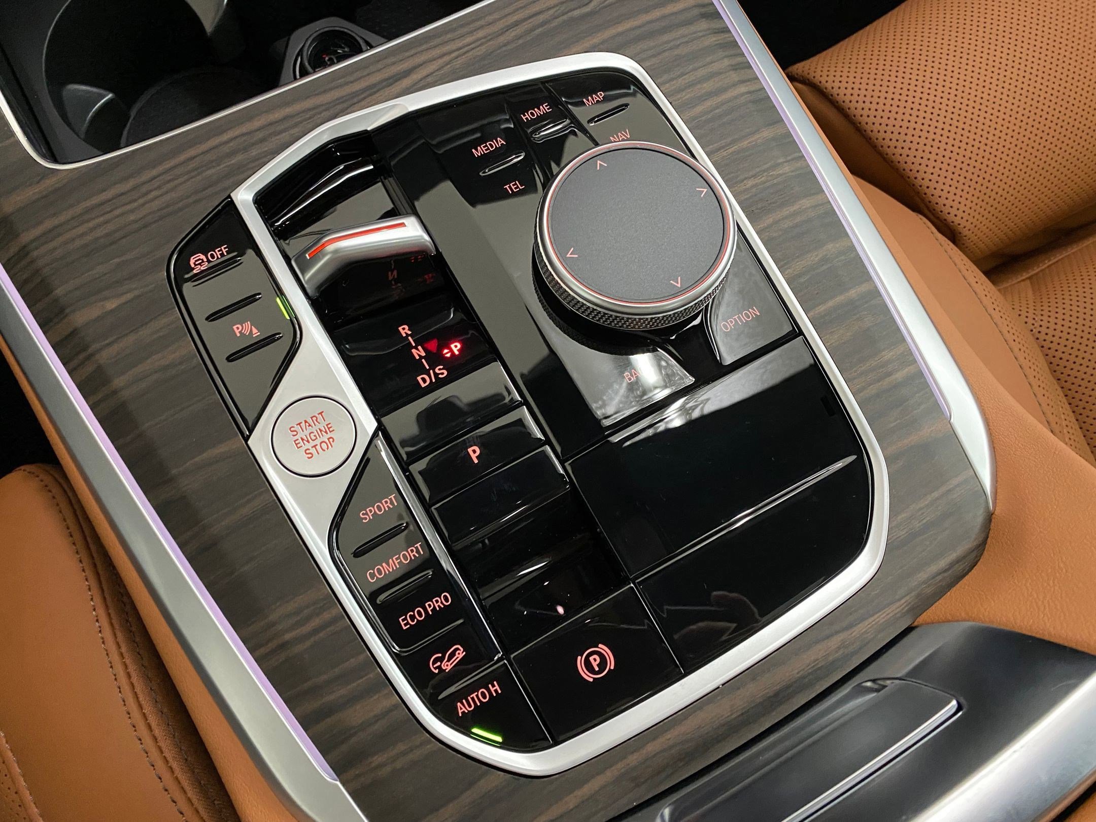 Used 2026 BMW X5 xDrive40i w/ Premium Package image 18