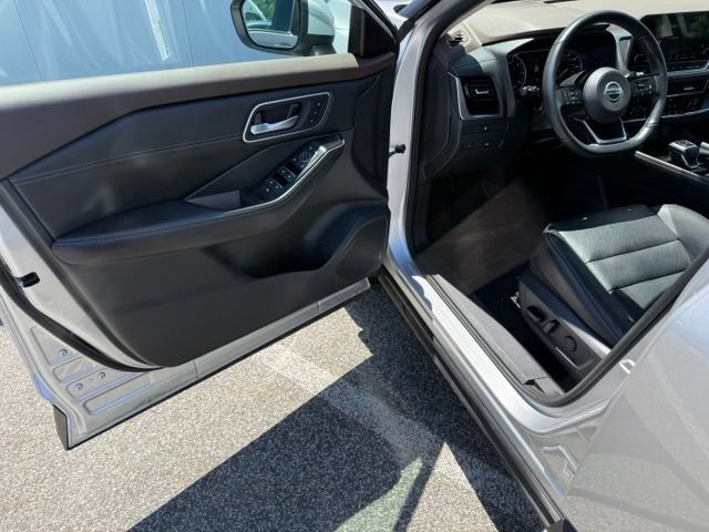 Certified 2021 Nissan Rogue SL w/ Premium Package AWD/4WD image 15