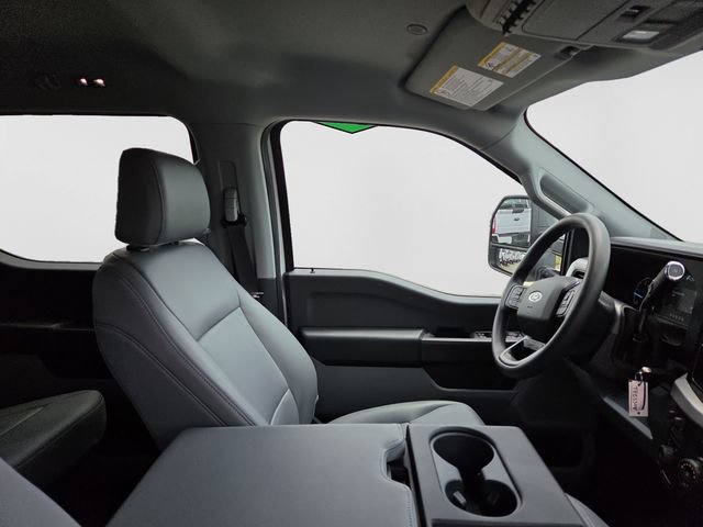 New 2026 Ford F350 XL w/ XL Chrome Package AWD/4WD image 25
