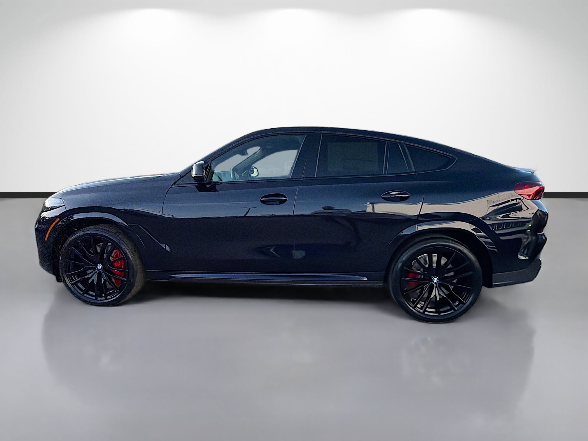 New 2027 BMW X6 M60i AWD/4WD image 6