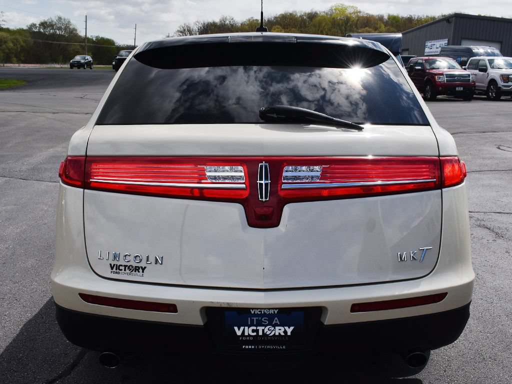 Used 2018 Lincoln MKT AWD w/ Technology Package image 27