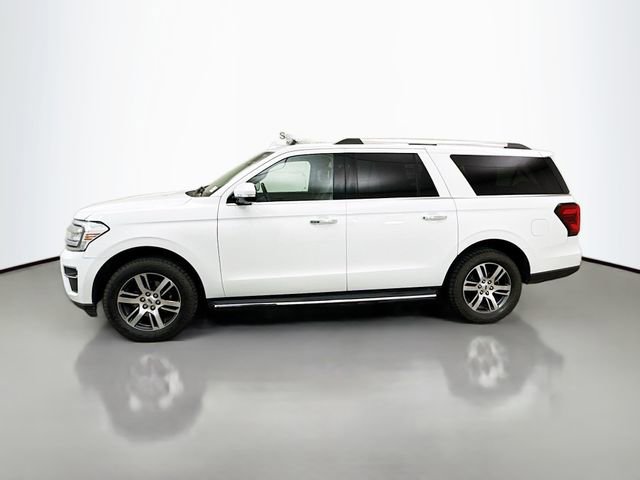 Used 2023 Ford Expedition Max Limited image 4
