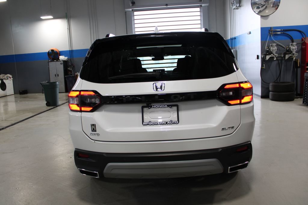 Used 2024 Honda Pilot Elite image 47