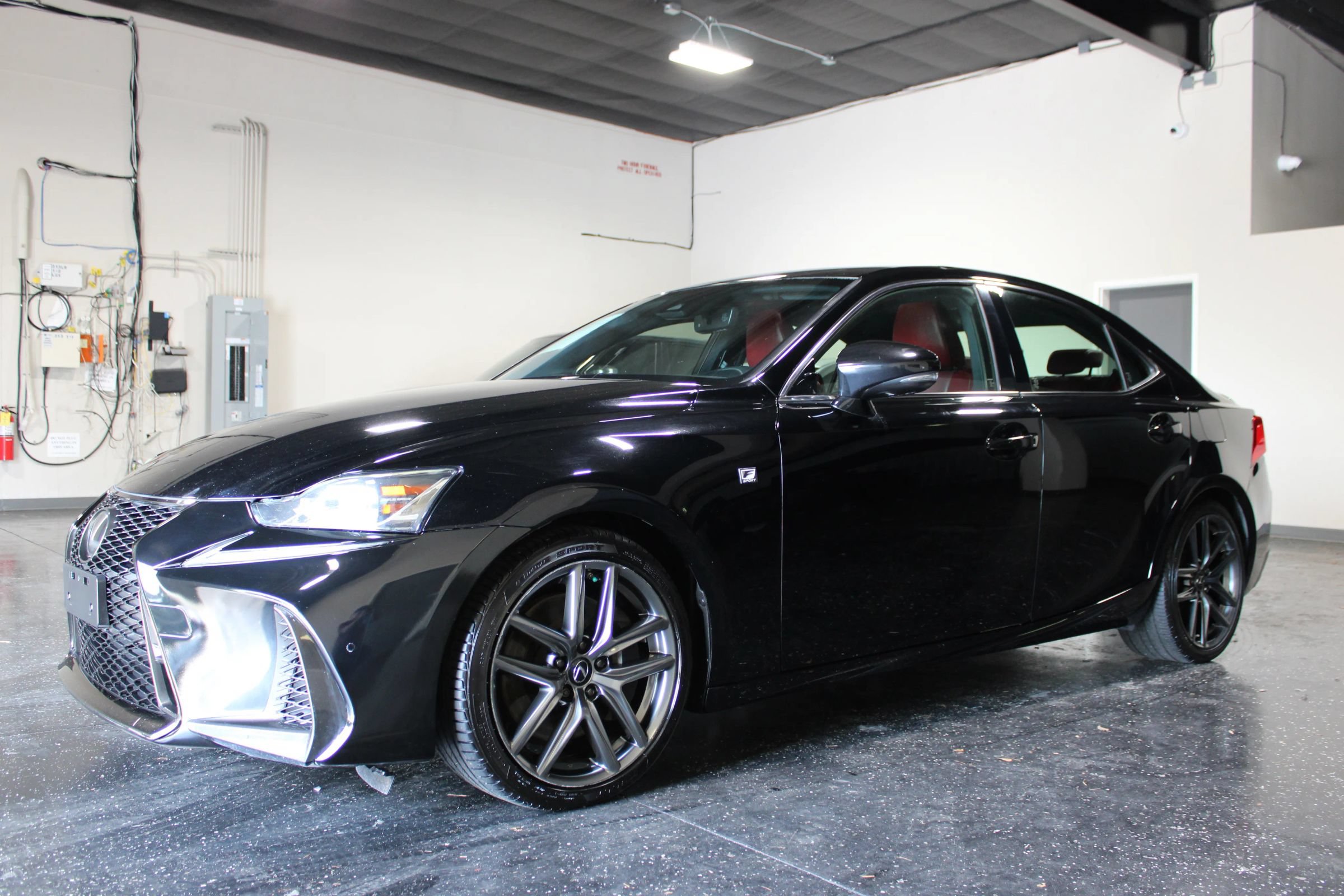 Used 2019 Lexus IS 300 F Sport w/ F Sport Package RWD image 7