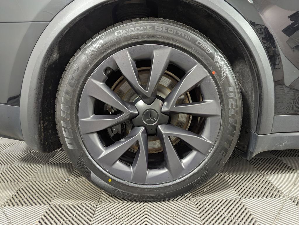 Used 2024 Tesla Model X image 25