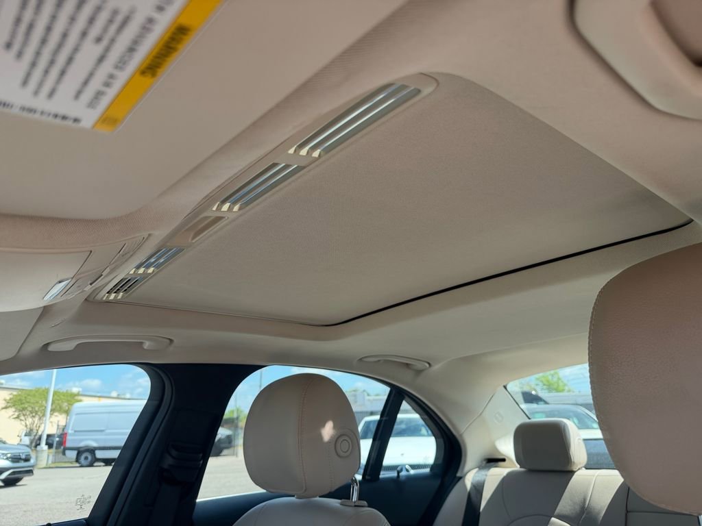 Used 2021 Mercedes-Benz C 300 Sedan image 15
