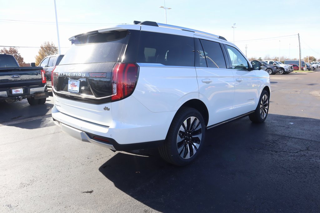New 2025 Ford Expedition Platinum w/ Driver's Package image 23
