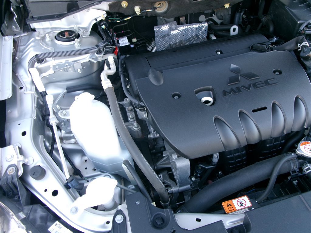 Used 2016 Mitsubishi Lancer ES image 42