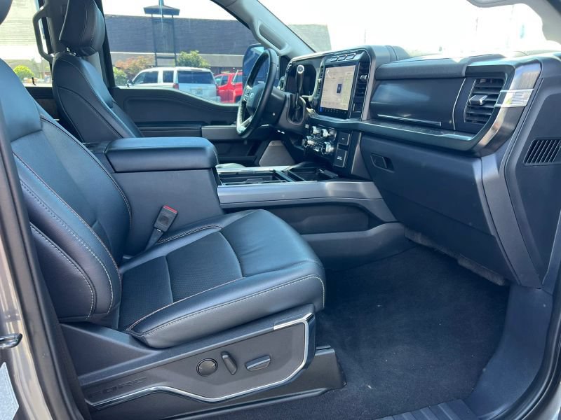 Used 2024 Ford F450 Lariat w/ Lariat Ultimate Package AWD/4WD image 7