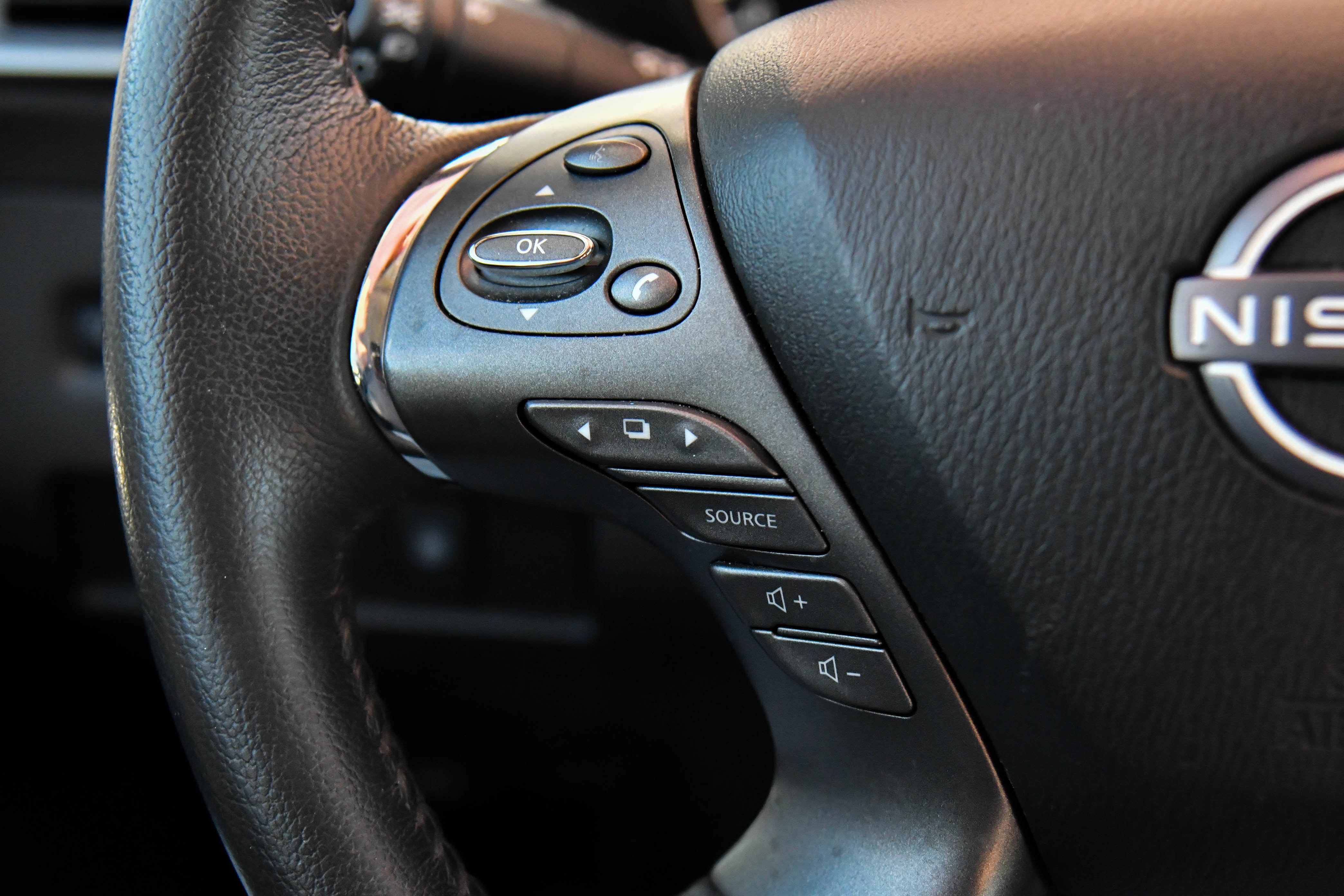 Used 2023 Nissan Murano SV image 29