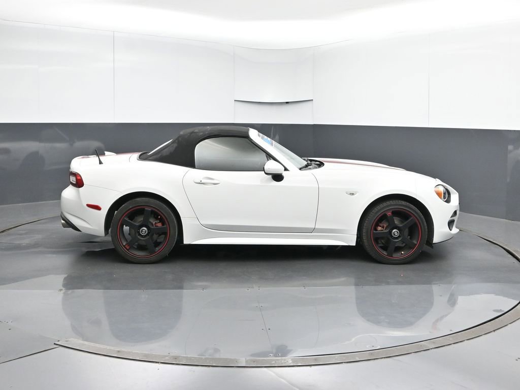 Used 2019 FIAT 124 Spider Classica w/ Technology Group image 6