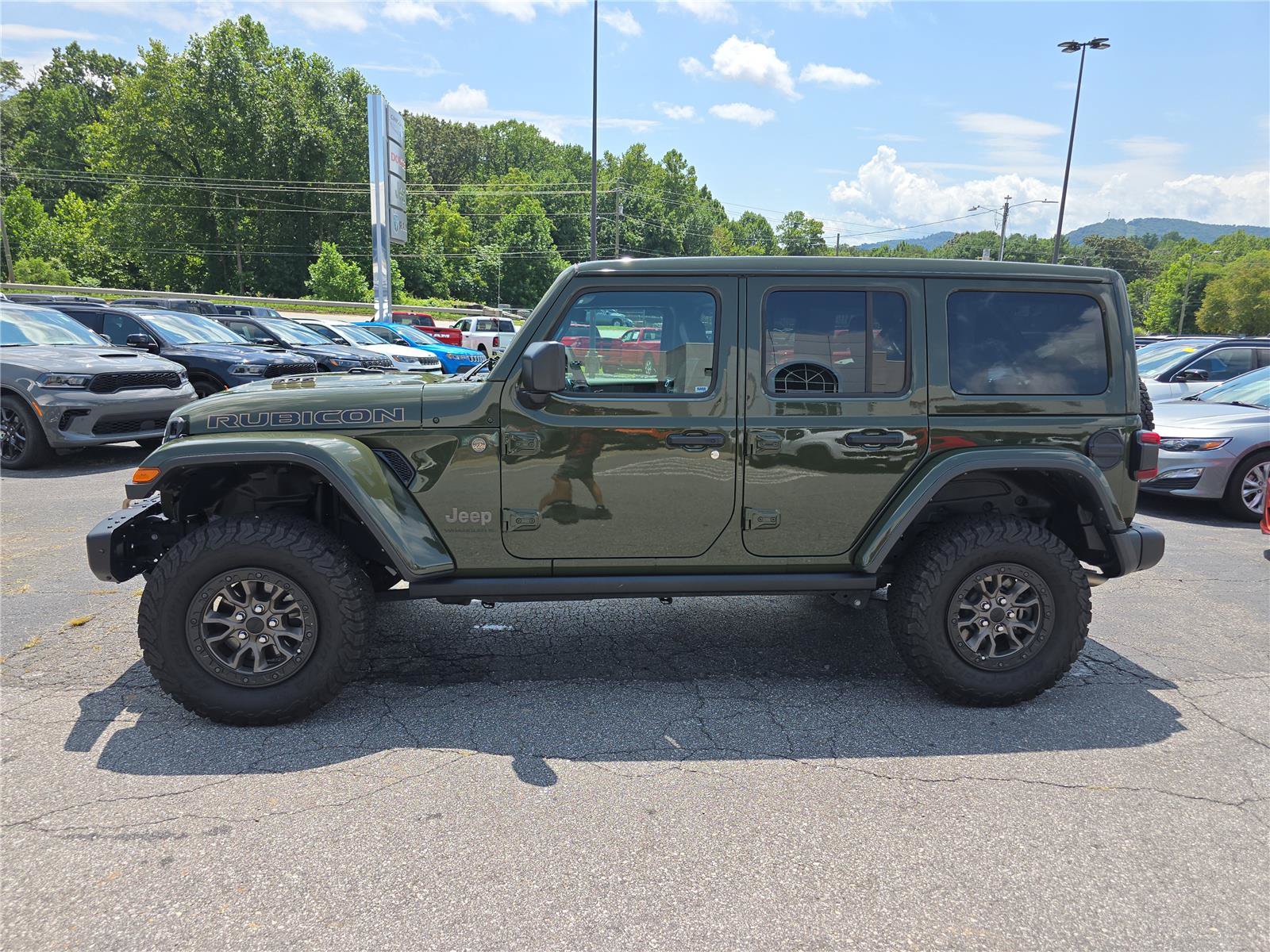 Used 2023 Jeep Wrangler Unlimited Rubicon 392 AWD/4WD image 6