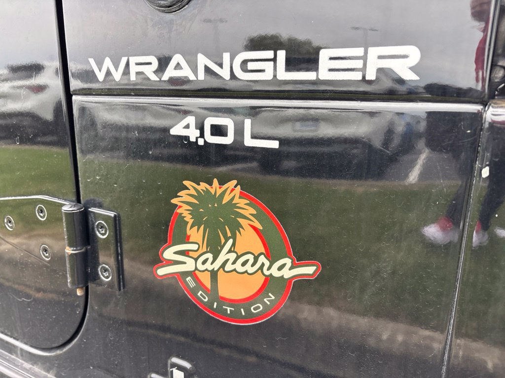 Used 1998 Jeep Wrangler Sahara AWD/4WD image 4