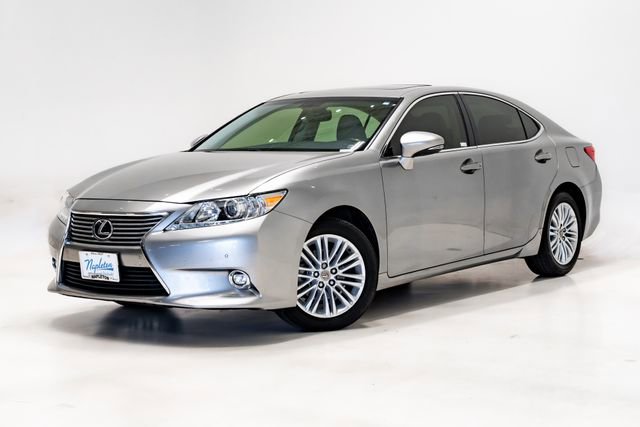 Used 2015 Lexus ES 350 w/ Luxury Package image 1