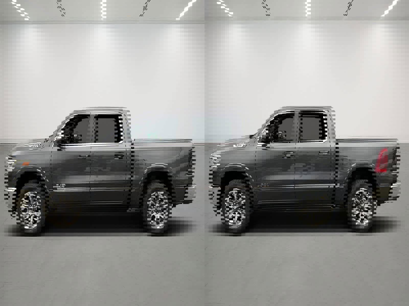 Used 2023 RAM 1500 Limited image 3