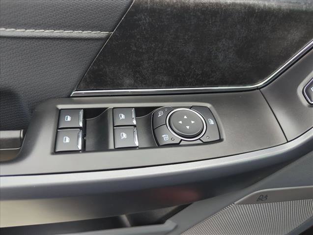 Used 2025 Ford F150 Lightning Flash image 30