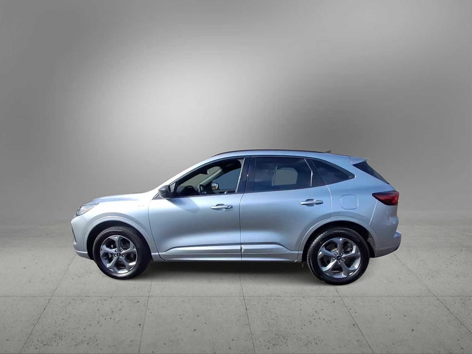 Used 2023 Ford Escape ST-Line image 5