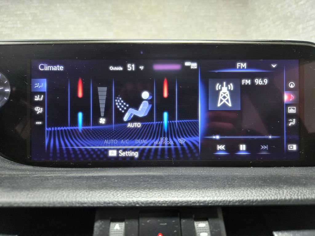 Used 2019 Lexus ES 350 Luxury w/ Accessory Package 2 image 24