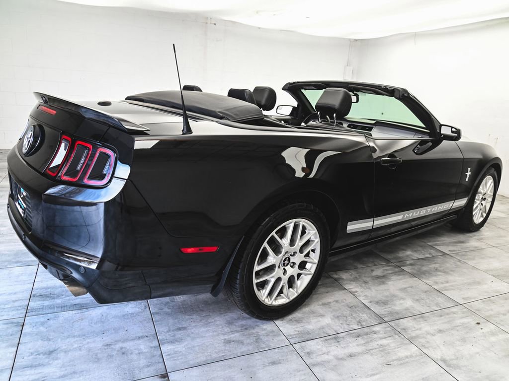 Used 2014 Ford Mustang Premium w/ Equipment Group 202A image 7