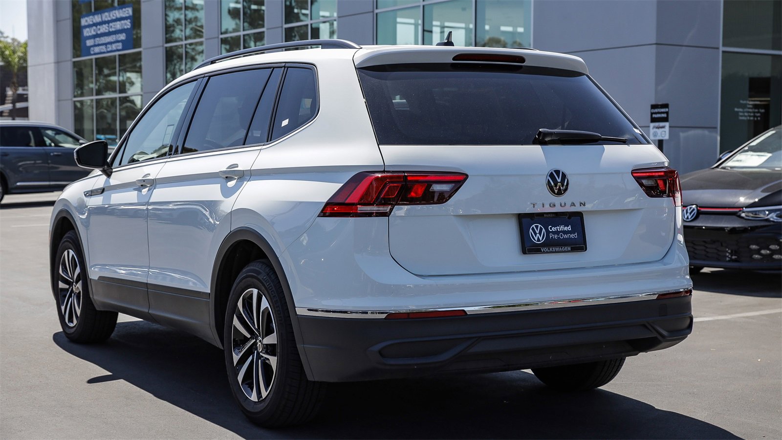 Certified 2024 Volkswagen Tiguan S image 8