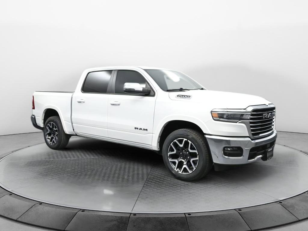 Used 2025 RAM 1500 Laramie AWD/4WD image 1