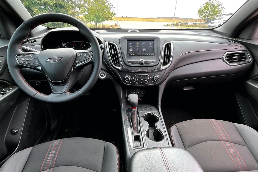 Used 2024 Chevrolet Equinox RS w/ LPO, Floor Liner Package FWD image 15