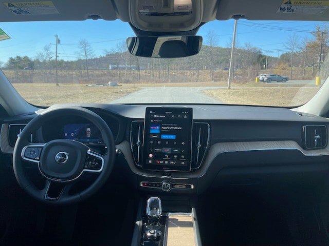 New 2026 Volvo XC60 B5 Ultra w/ Protection Package Premier AWD/4WD image 14