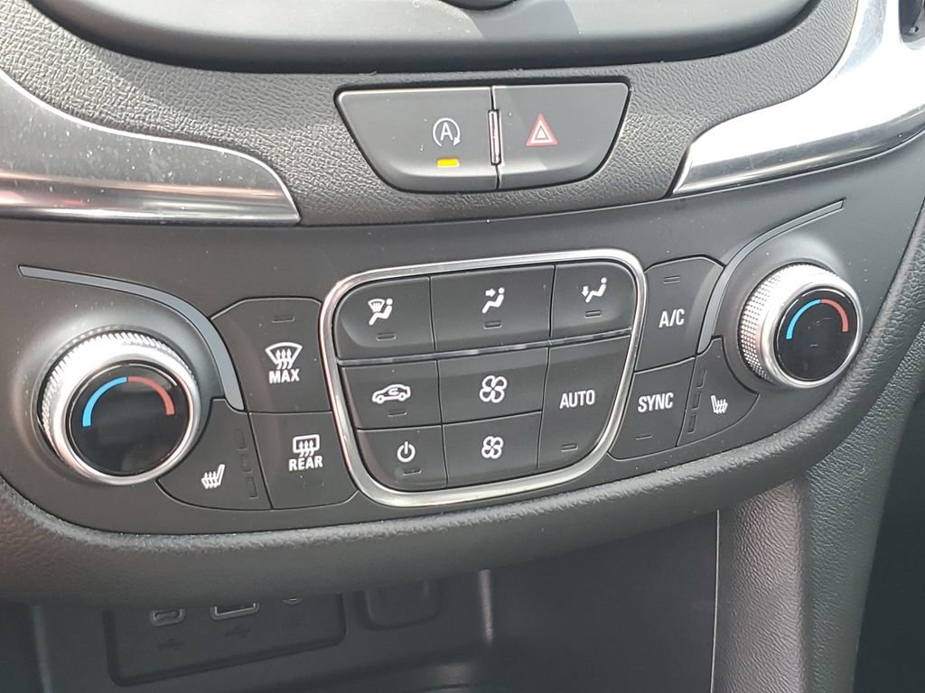 Certified 2024 Chevrolet Equinox LT w/ LPO, Floor Liner Package AWD/4WD image 17