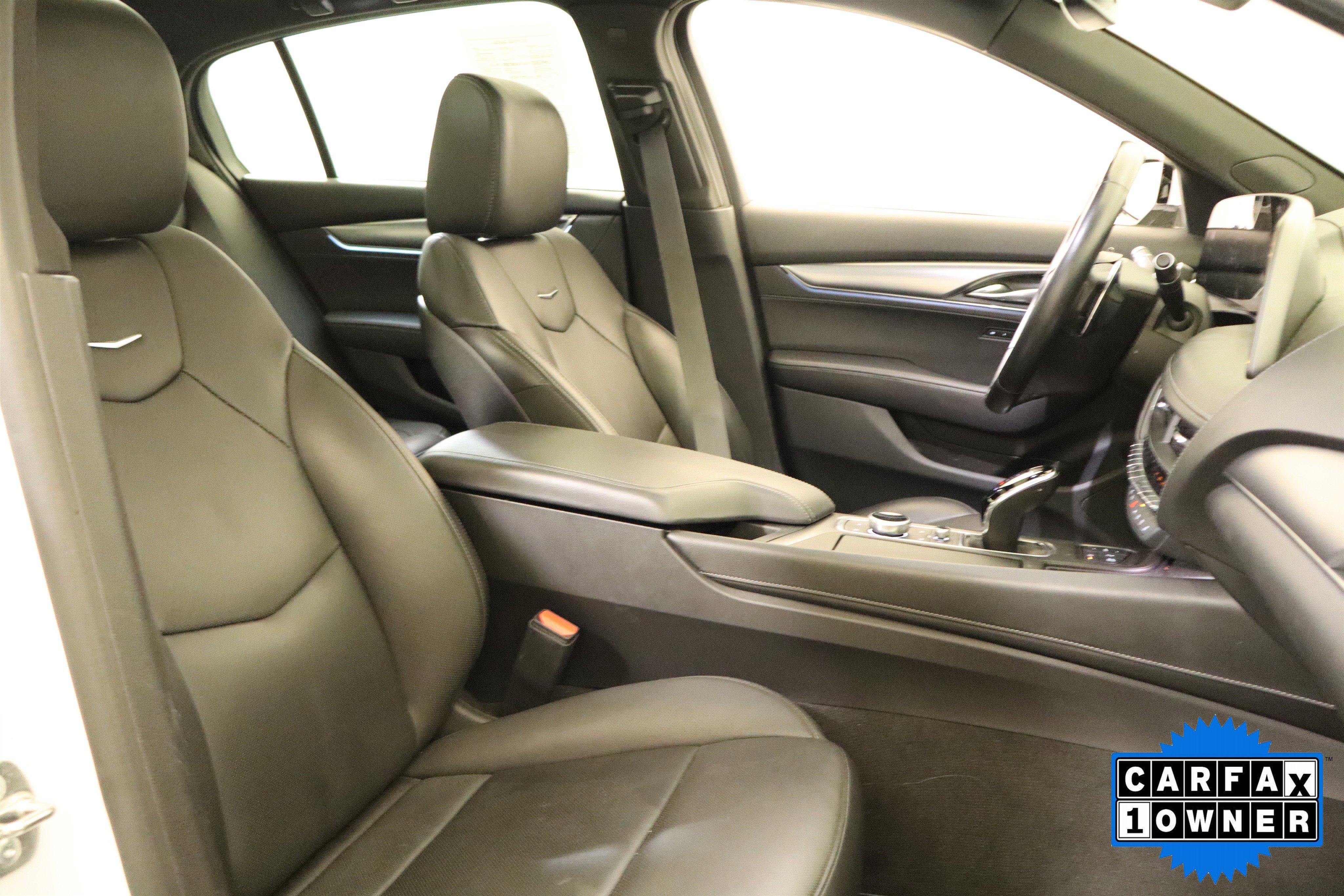 Used 2025 Cadillac CT5 Premium Luxury RWD image 21
