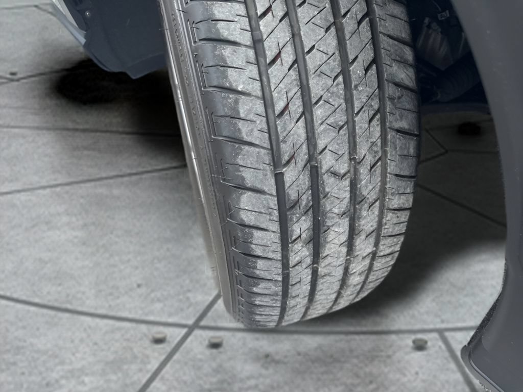 Used 2024 Honda CR-V EX-L image 34