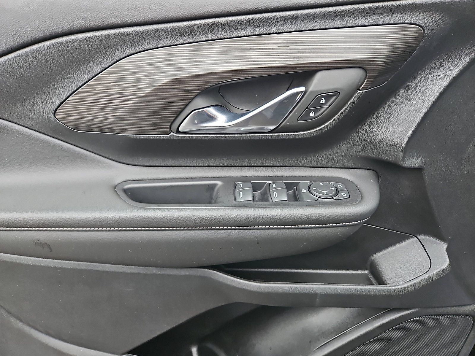 Certified 2023 GMC Terrain SLE w/ Driver Convenience Package image 12