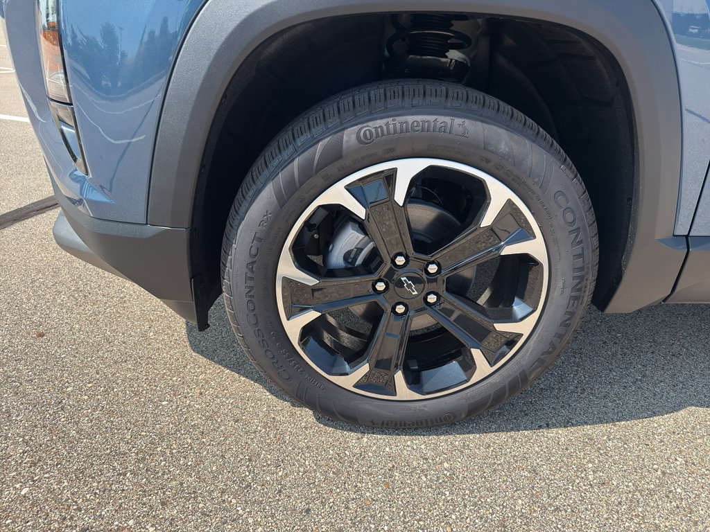 New 2026 Chevrolet Equinox LT w/ Convenience Package II AWD/4WD image 8