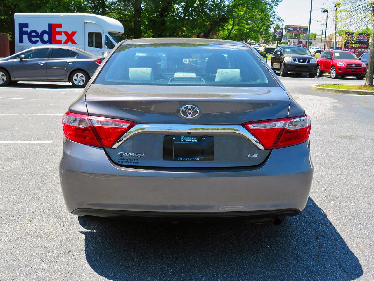 Used 2017 Toyota Camry LE FWD image 8