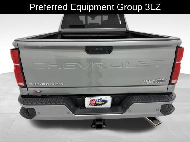 Certified 2026 Chevrolet Silverado 3500 High Country w/ High Country Premium Package AWD/4WD image 4