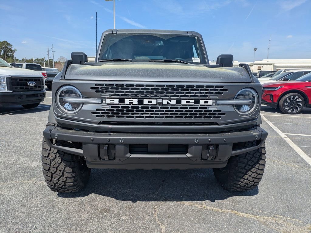 New 2025 Ford Bronco Badlands image 9