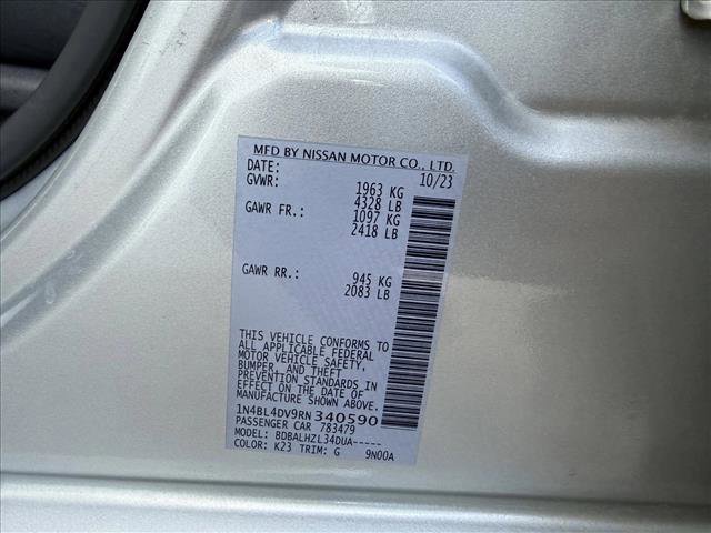Used 2024 Nissan Altima 2.5 SV FWD image 27