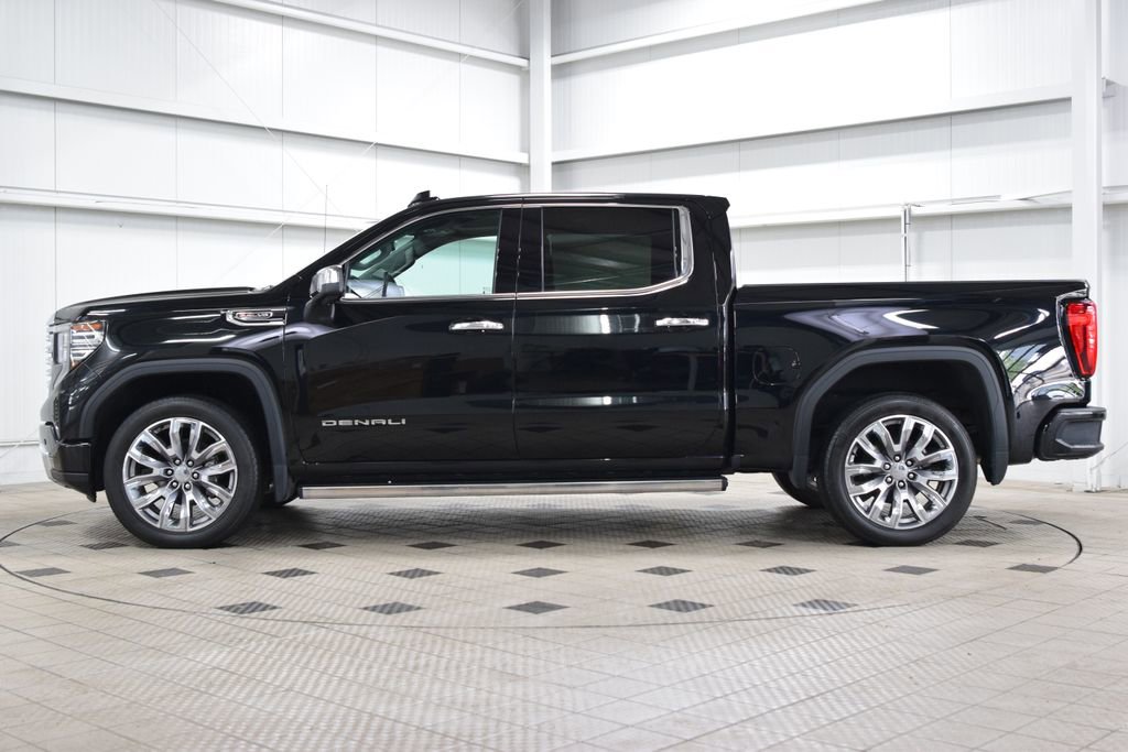 Used 2024 GMC Sierra 1500 Denali w/ Denali Reserve Package AWD/4WD image 4