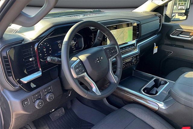 New 2026 Chevrolet Silverado 2500 LT w/ Trail Boss Package image 7