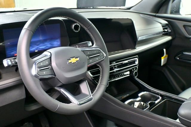 New 2026 Chevrolet Traverse LT w/ Sun and Wheel Package image 17